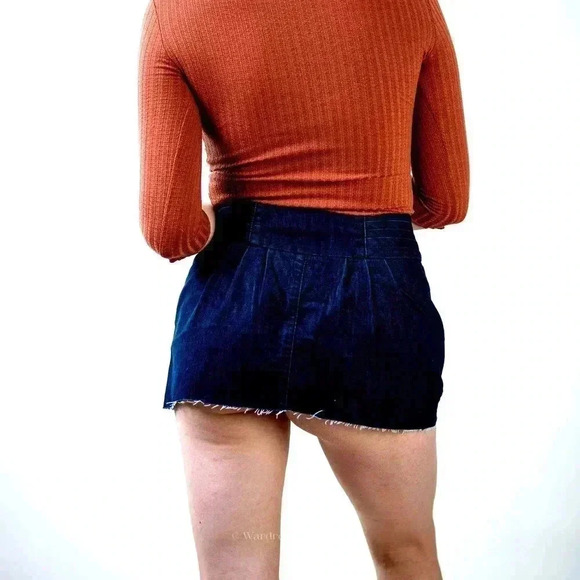 Anthro Pilcro and the Letterpress Raw Hem Denim Micro Mini Skirt - Picture 4 of 6